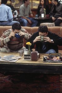 Friends – S02E21 – The One with the Bullies