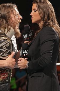 WWE Raw – S22E21 – Bryan defies Authority, Wyatt unleashes ‘evil’ and The Shield seals the deal