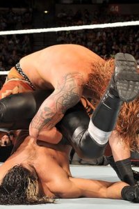 WWE Raw – S22E31 – Dean Ambrose and The Authority set the stage for SummerSlam