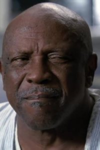 ER – S15E15 – The Family Man