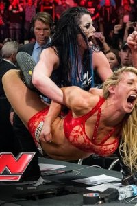 WWE Raw – S23E47 – Survivor Series 2015 Fallout