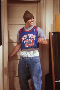 Friends – S07E01 – The One with Monica’s Thunder