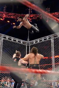 WWE Raw – S23E90 – From the top of the cage.