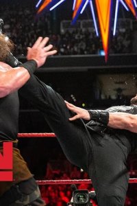 WWE Raw – S25E12 – Titans Clash