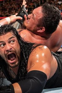 WWE Raw – S25E31 – Battle of the Seven-Footers