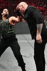WWE Raw – S26E32 – Get These Hands
