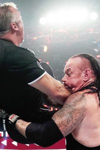 WWE Raw – S26E78 – WWE Stomping Grounds Fallout