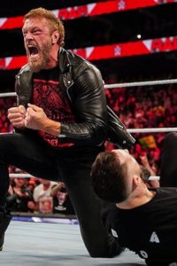 Raw – S30E39 – “I Quit” match challenge