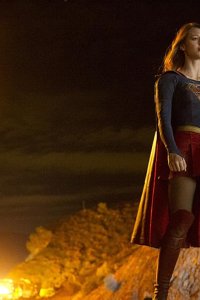 Supergirl – S01E01 – Pilot