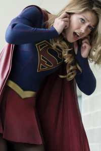 Supergirl – S04E01 – American Alien
