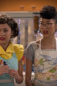 Bizaardvark – S03E03 – House Moms