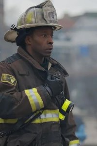 Chicago Fire – S14E17 – Sway