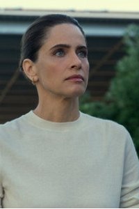Your Friends & Neighbors – Season 2 Episode 8: I Feel Lost Without Me