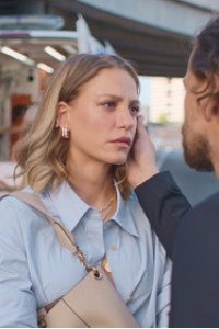 Thank You, Next – Season 1 Episode 8: #Wedding