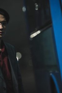 Light Shop – S01E01 – Strangers