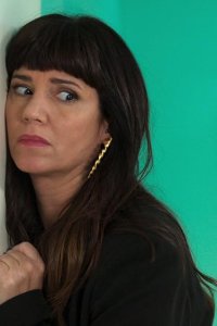Envious – S02E08 – Offside Romance