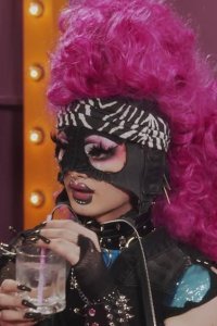 RuPaul’s Drag Race: Untucked! – S16E11 – Corporate Queens
