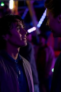 Motorheads – S01E02 – Glow