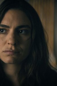 The Veil – S01E05 – Grandfather’s House