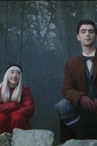 Dead Boy Detectives – S01E04 – The Case of the Lighthouse Leapers