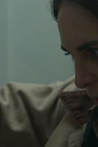 Veronika – S01E05 – The Seance