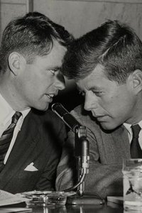 Turning Point: The Bomb and the Cold War – S01E04 – The Wall