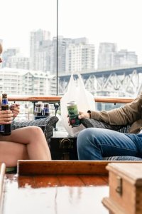 Wild Cards – S01E04 – Strangers on a Wave
