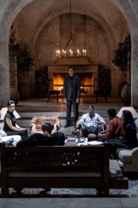 A Murder at the End of the World – S01E07 – Chapter 7: Retreat