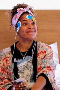 Still Up – S01E04 – The Sleep Clinic
