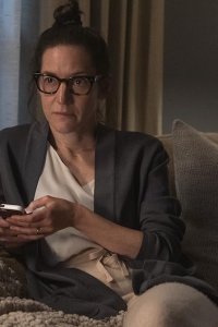 Kindred – S01E04 – The Waiter from Two Nights Ago