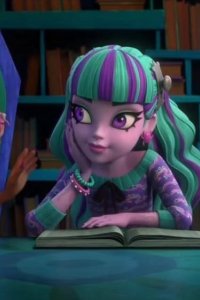 Monster High – S01E12 – Creepover Party/Creature Clash