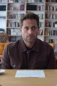 The Marked Heart – S01E11 – The Insider