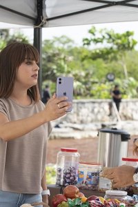 The Garcias – S01E04 – Guess Who’s Coming To Breakfast, Lunch And Dinner