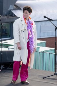 Harry Wild – S03E01 – Killing Me Softly with His Bad Pop Song