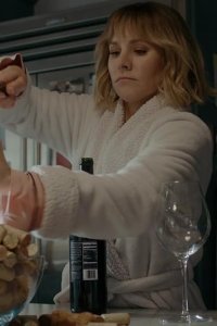 The Woman in the House Across the Street from the Girl in the Window – S01E01 – Episode 1