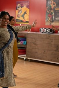 Sort Of – S02E04 – Sort of Who She is