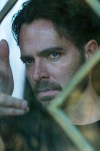 ¿Quién Mató a Sara? – S01E01 – No fue un error
