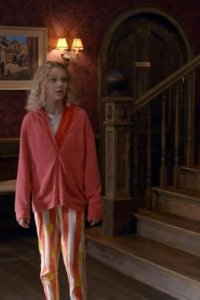 Secrets of Sulphur Springs – S01E08 – If I Could Turn Back Time