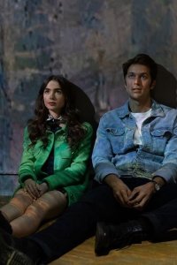 Emily in Paris – S01E05 – Faux Amis