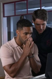 Emily in Paris – S02E07 – The Cook, the Thief, Her Ghost and His Lover