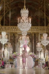 Emily in Paris – S02E10 – French Revolution