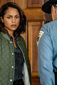 Hightown – S02E01 – Great White