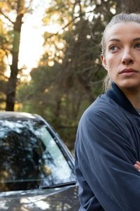 One Lane Bridge – S03E02 – No Distractions