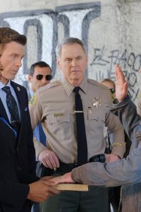 Deputy – S01E01 – Graduation Day
