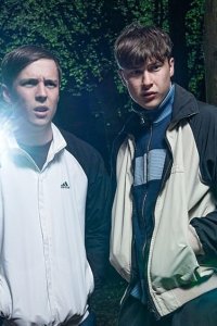 Ladhood – S02E04 – Mary