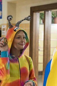Daybreak – S01E03 – The Slime Queenpin of Glendale, CA