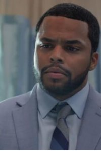 Sistas – S08E18 – War to Roses