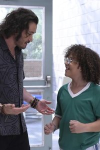 Mixed·ish – S01E19 – Doctor! Doctor!
