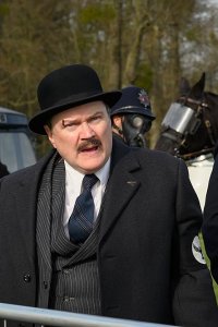 Pennyworth – S01E08 – Sandie Shaw