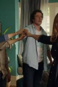 Five Bedrooms – S01E08 – One Bid